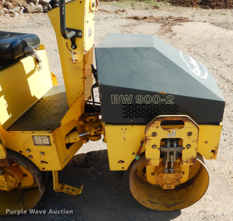image for item DE3875 2010 Bomag BW900-2 double drum vibratory roller