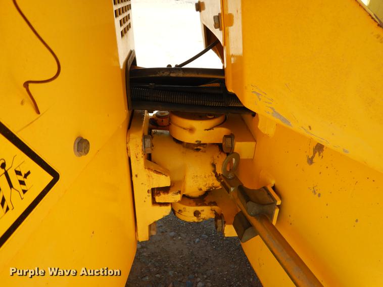 image for item DE3875 2010 Bomag BW900-2 double drum vibratory roller