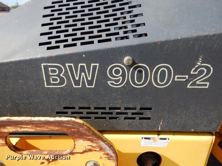 image for item DE3875 2010 Bomag BW900-2 double drum vibratory roller