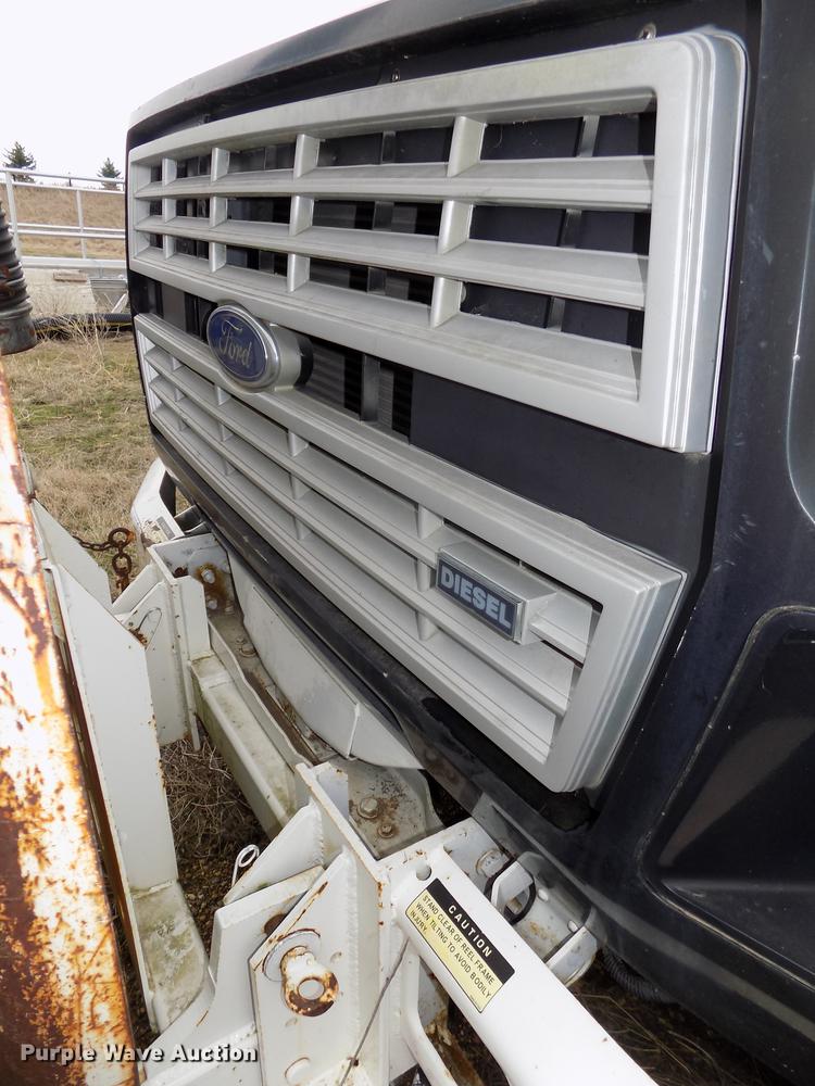 image for item DE7647 1990 Ford FT900 vacuum truck