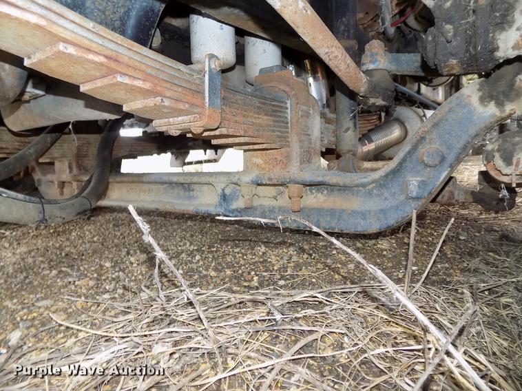 image for item DE7647 1990 Ford FT900 vacuum truck