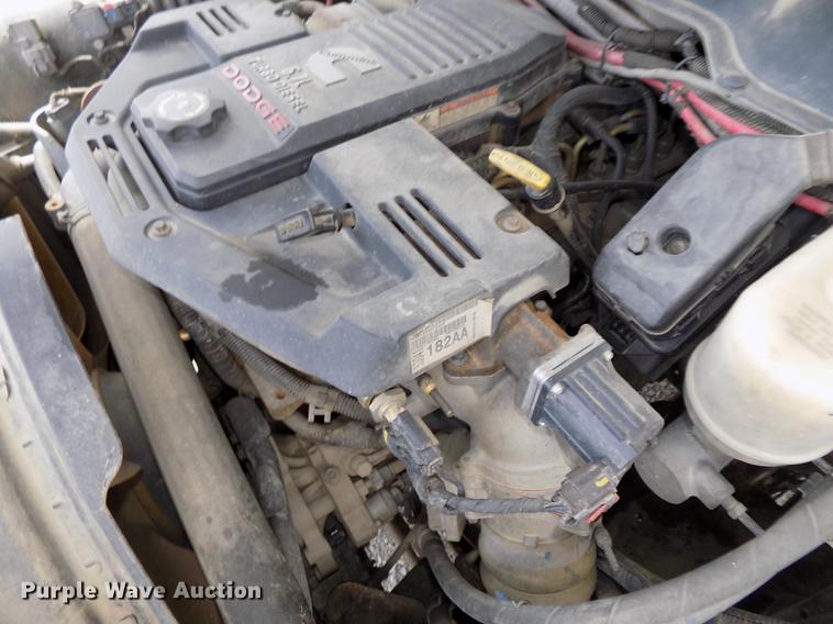 image for item DE7661 2009 Dodge Ram 5500 bucket truck