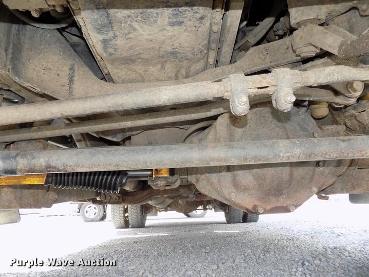 image for item DE7661 2009 Dodge Ram 5500 bucket truck