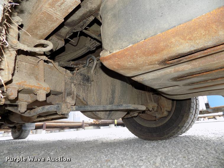 image for item DE7661 2009 Dodge Ram 5500 bucket truck