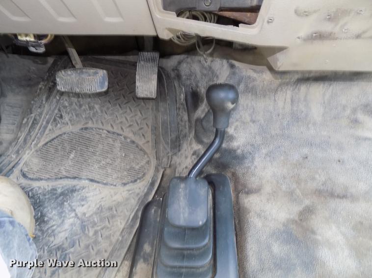 image for item DE7662 2008 Ford F550 Super Duty XL bucket truck