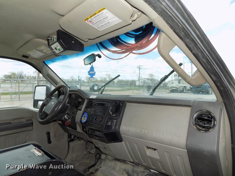 image for item DE7662 2008 Ford F550 Super Duty XL bucket truck