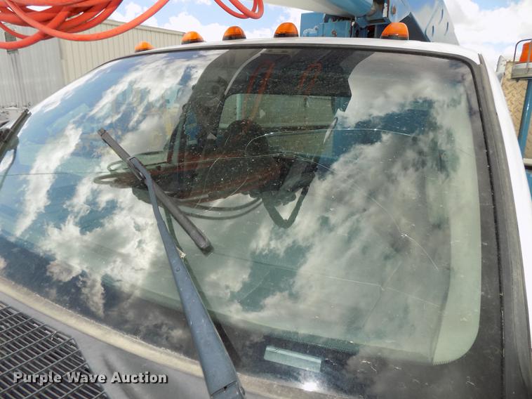 image for item DE7662 2008 Ford F550 Super Duty XL bucket truck