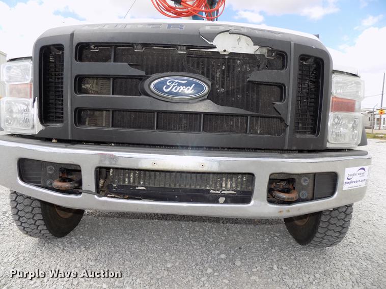image for item DE7662 2008 Ford F550 Super Duty XL bucket truck