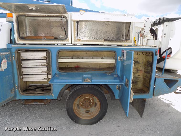 image for item DE7662 2008 Ford F550 Super Duty XL bucket truck