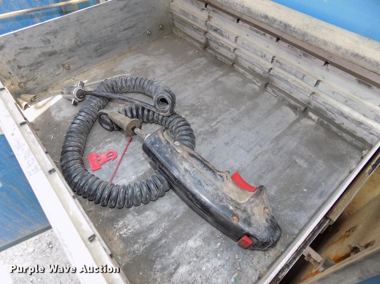 image for item DE7662 2008 Ford F550 Super Duty XL bucket truck