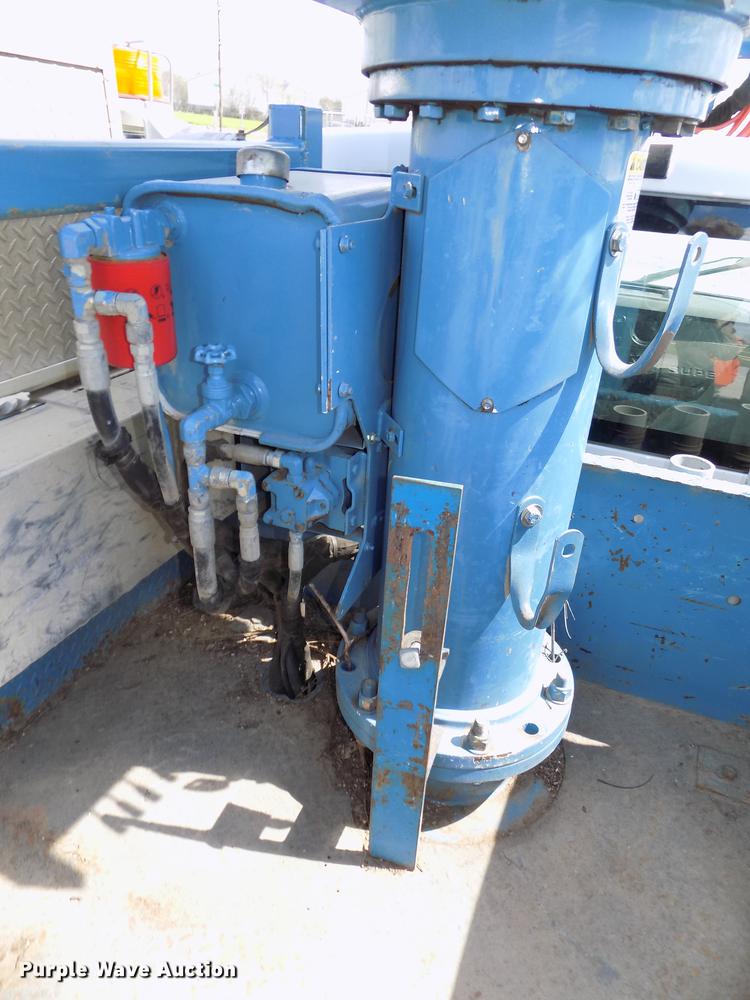 image for item DE7662 2008 Ford F550 Super Duty XL bucket truck