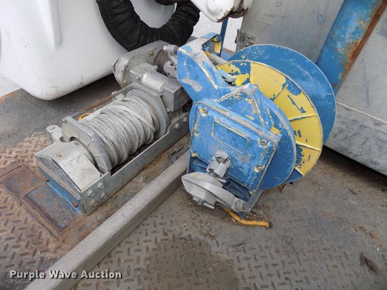 image for item DE7662 2008 Ford F550 Super Duty XL bucket truck