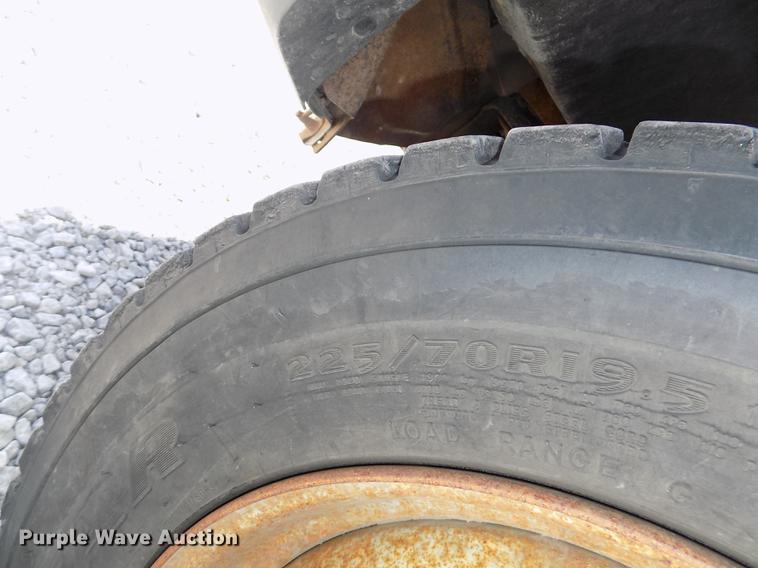 image for item DE7662 2008 Ford F550 Super Duty XL bucket truck