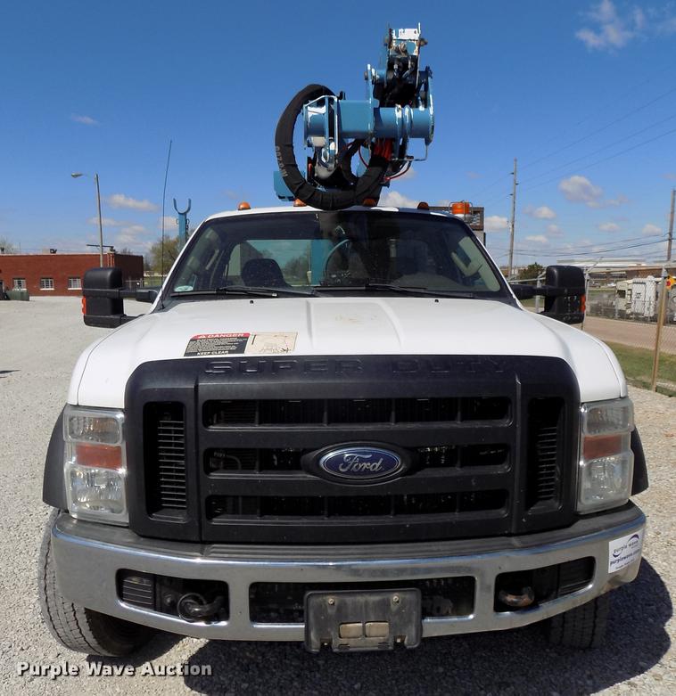 image for item DE7663 2009 Ford F550 Super Duty XL bucket truck