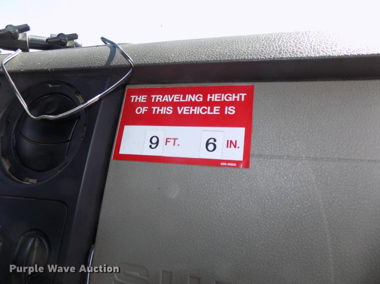 image for item DE7663 2009 Ford F550 Super Duty XL bucket truck