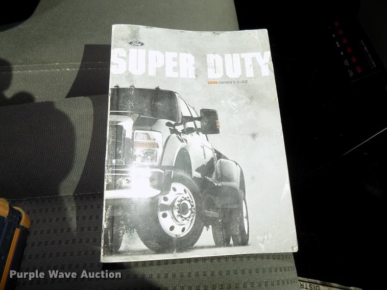 image for item DE7663 2009 Ford F550 Super Duty XL bucket truck