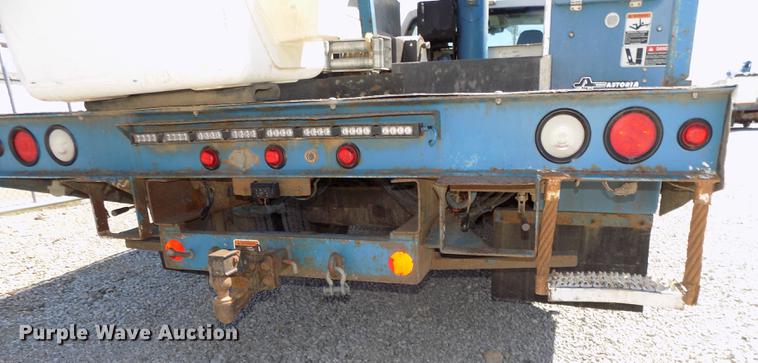 image for item DE7663 2009 Ford F550 Super Duty XL bucket truck