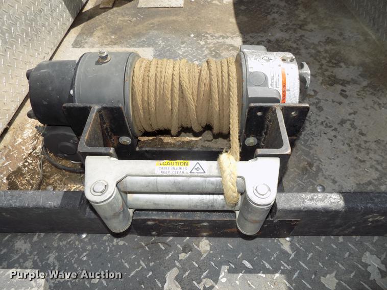 image for item DE7663 2009 Ford F550 Super Duty XL bucket truck