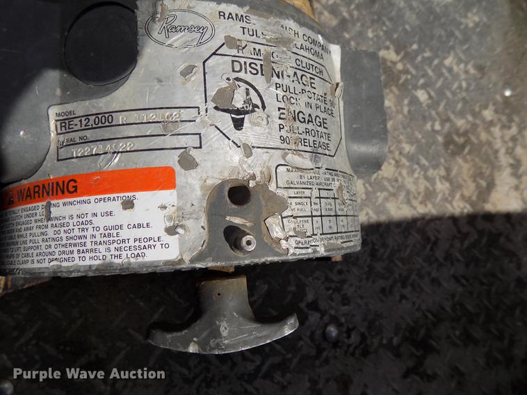 image for item DE7663 2009 Ford F550 Super Duty XL bucket truck