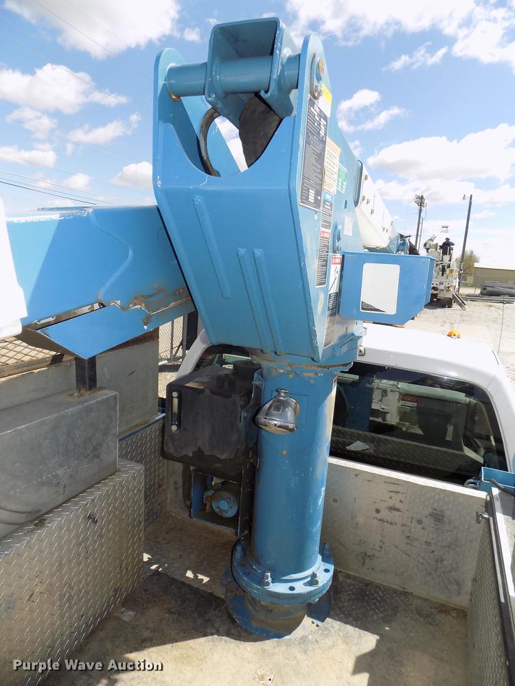 image for item DE7663 2009 Ford F550 Super Duty XL bucket truck