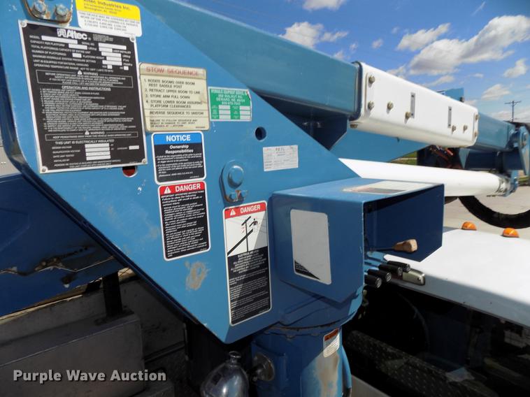 image for item DE7663 2009 Ford F550 Super Duty XL bucket truck