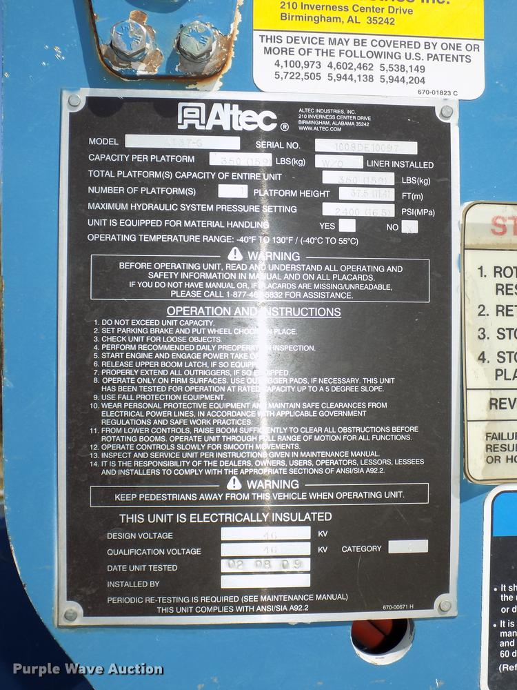 image for item DE7663 2009 Ford F550 Super Duty XL bucket truck