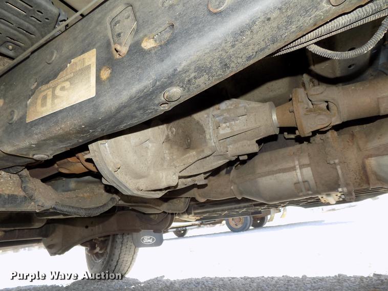 image for item DE7663 2009 Ford F550 Super Duty XL bucket truck