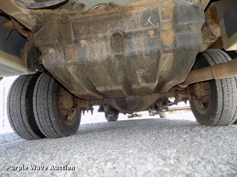 image for item DE7663 2009 Ford F550 Super Duty XL bucket truck