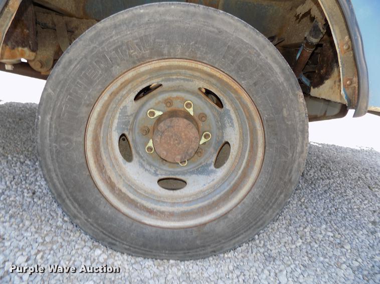 image for item DE7663 2009 Ford F550 Super Duty XL bucket truck