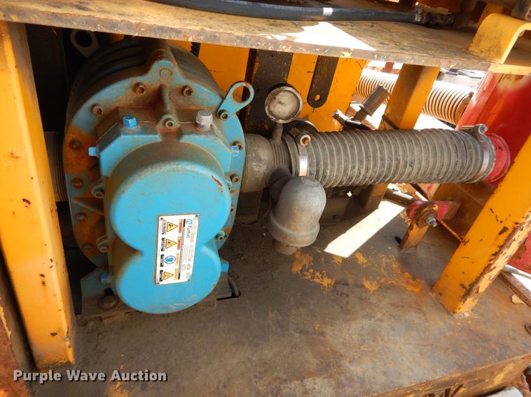 image for item DE8310 2000 Vac-tron PMD800GT vacuum excavator