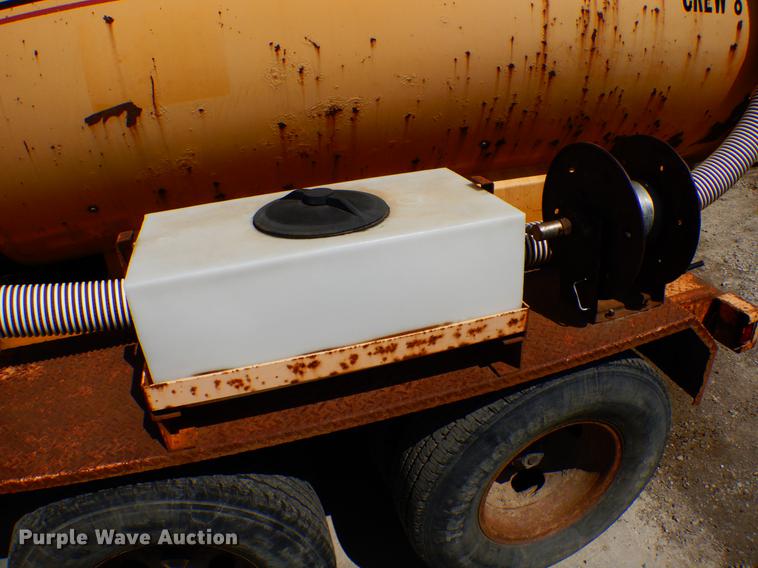 image for item DE8310 2000 Vac-tron PMD800GT vacuum excavator