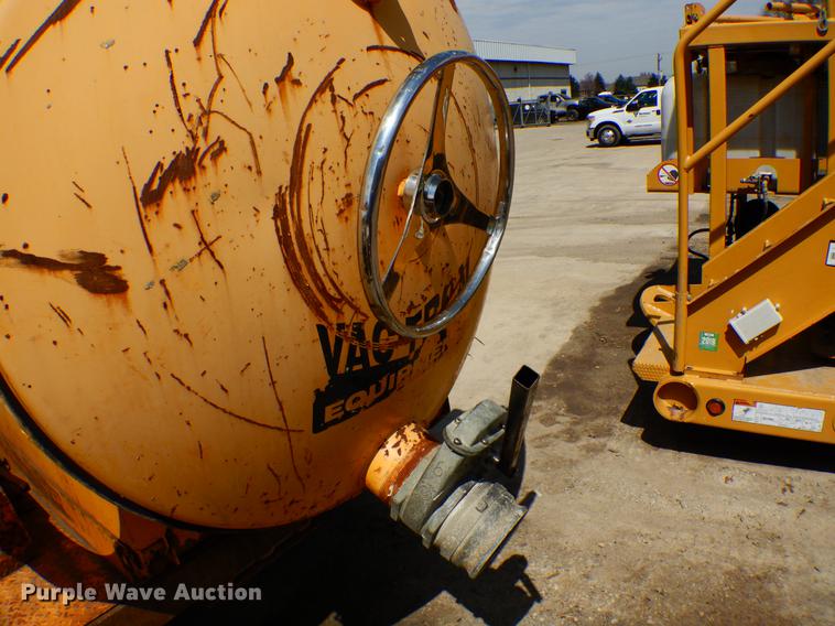 image for item DE8310 2000 Vac-tron PMD800GT vacuum excavator