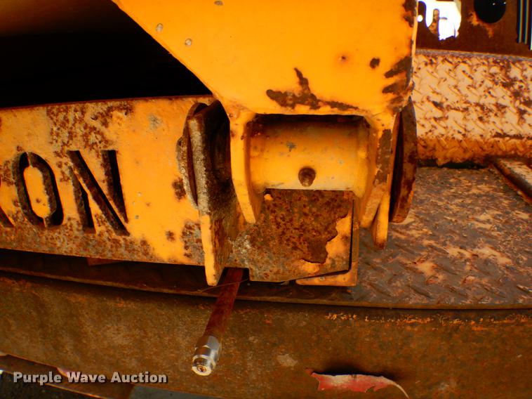 image for item DE8310 2000 Vac-tron PMD800GT vacuum excavator