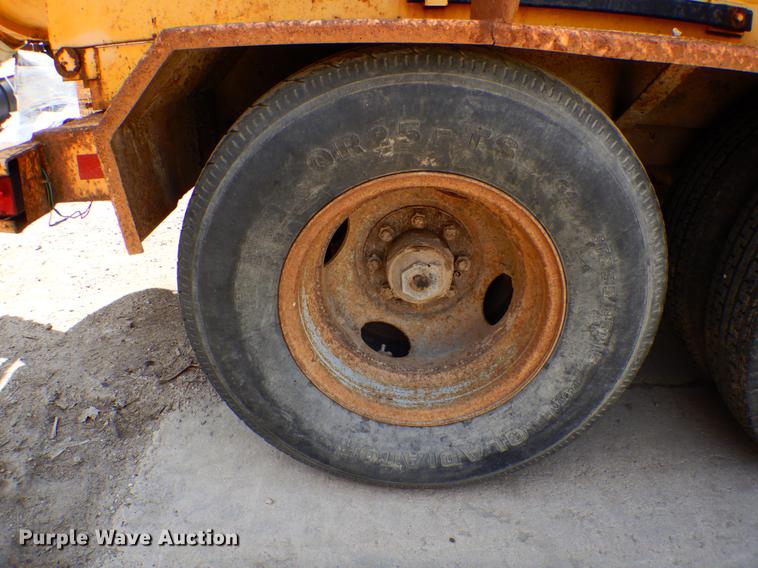 image for item DE8310 2000 Vac-tron PMD800GT vacuum excavator