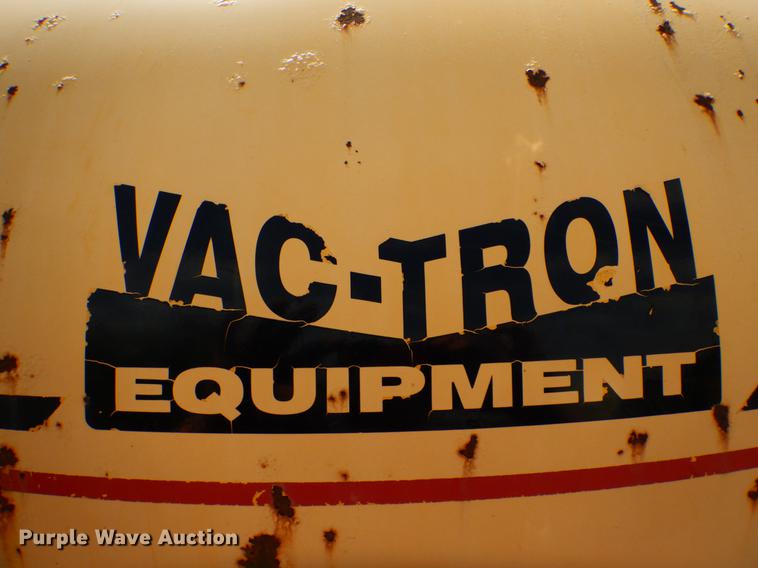 image for item DE8310 2000 Vac-tron PMD800GT vacuum excavator