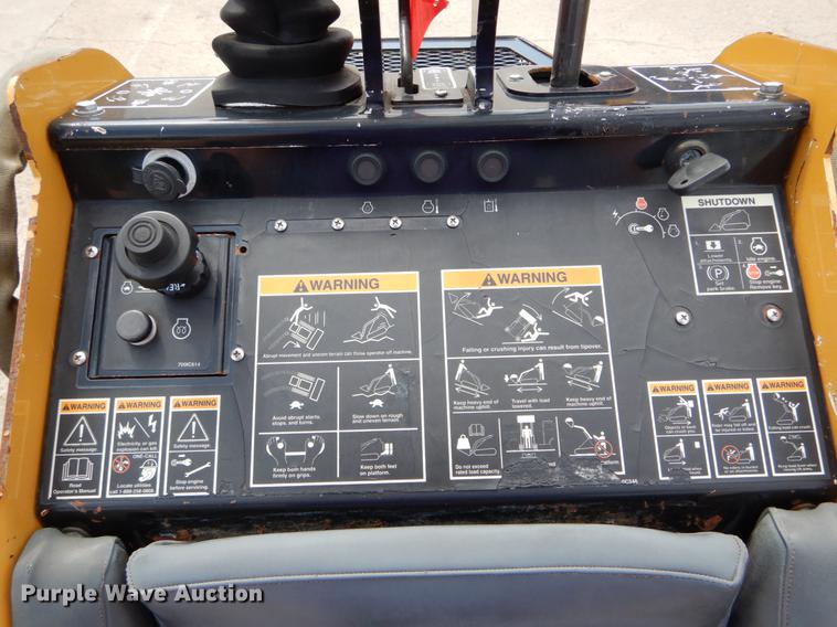 image for item DE8311 2007 Vermeer S600TX compact utility loader