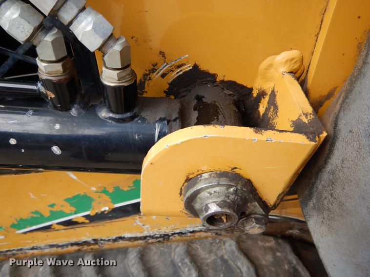 image for item DE8311 2007 Vermeer S600TX compact utility loader