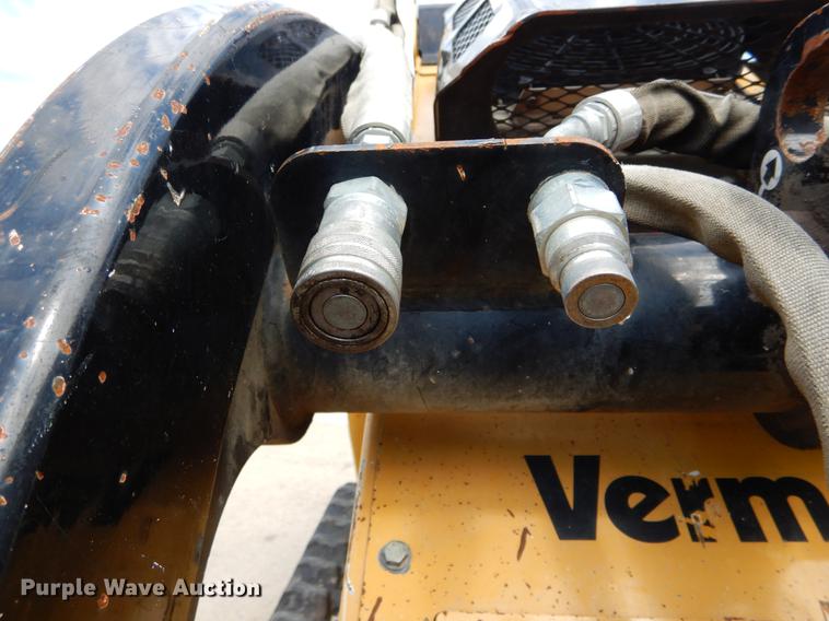 image for item DE8311 2007 Vermeer S600TX compact utility loader