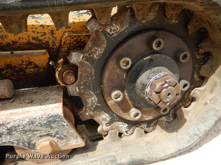 image for item DE8311 2007 Vermeer S600TX compact utility loader