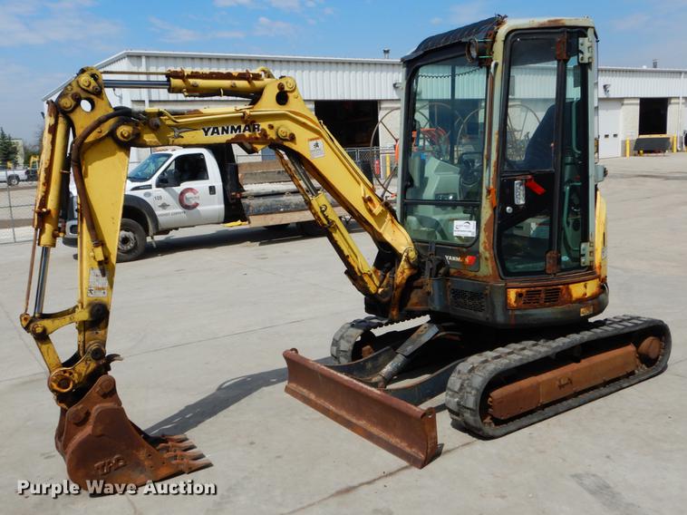 image for item DE8312 Yanmar VI027 mini excavator