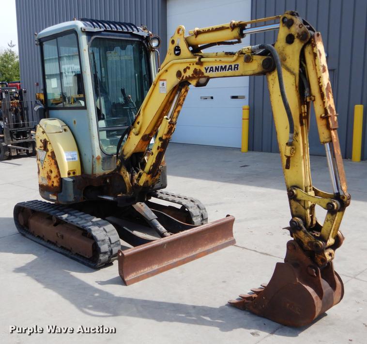 image for item DE8312 Yanmar VI027 mini excavator