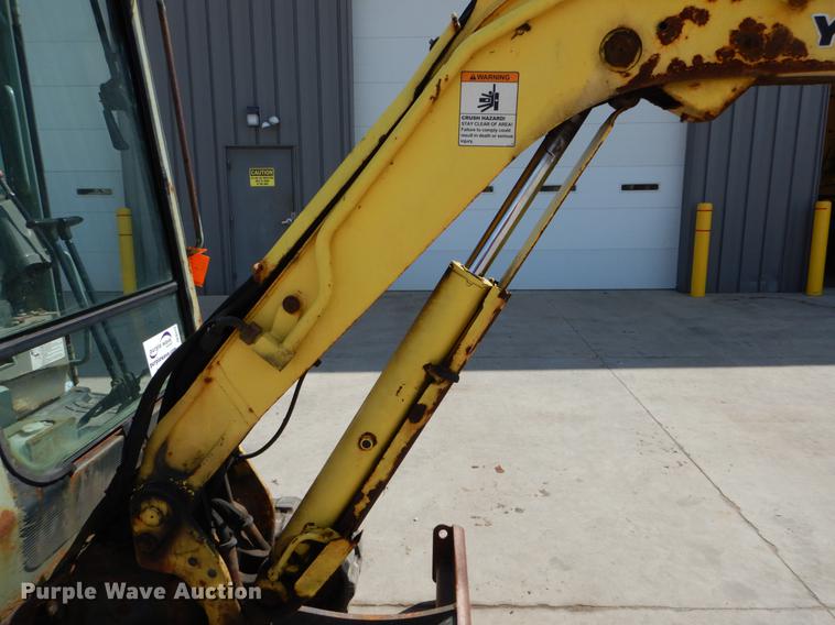 image for item DE8312 Yanmar VI027 mini excavator