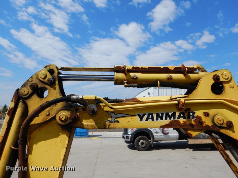 image for item DE8312 Yanmar VI027 mini excavator