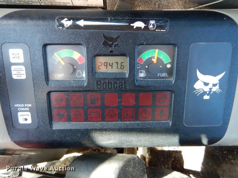 image for item DE8346 2005 Bobcat 430 mini excavator