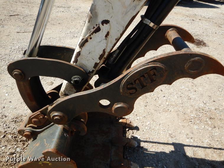 image for item DE8346 2005 Bobcat 430 mini excavator