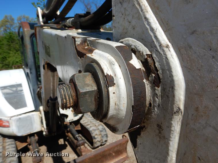 image for item DE8346 2005 Bobcat 430 mini excavator
