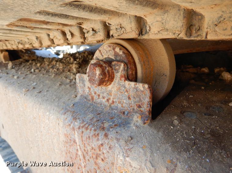 image for item DE8346 2005 Bobcat 430 mini excavator