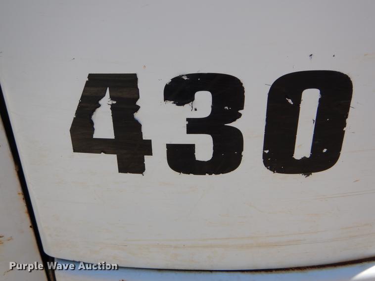 image for item DE8346 2005 Bobcat 430 mini excavator