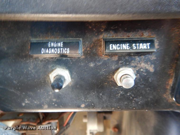 image for item DE8348 2002 International 4700 dump truck