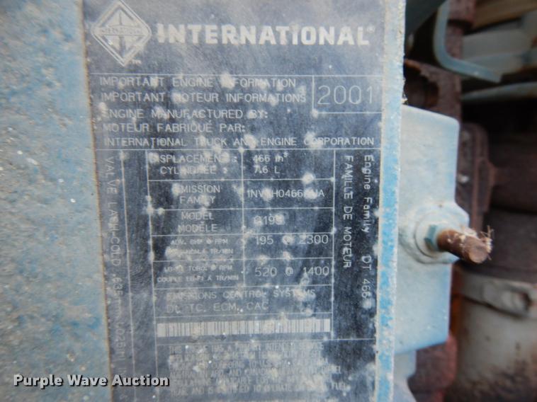 image for item DE8348 2002 International 4700 dump truck